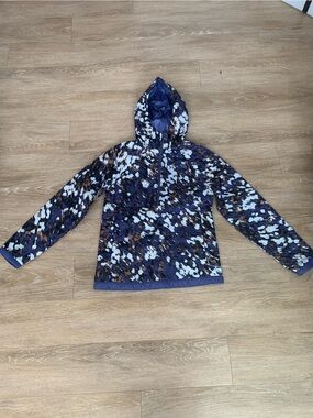 The North Face Multi-Print Hooded Puffer Size XS